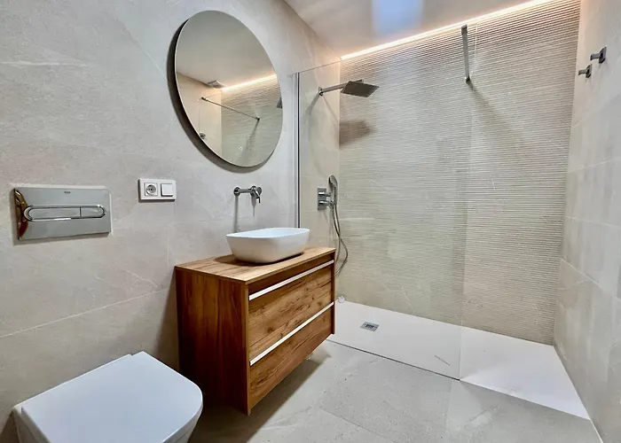 Villa Maria By Albir Proper Properties